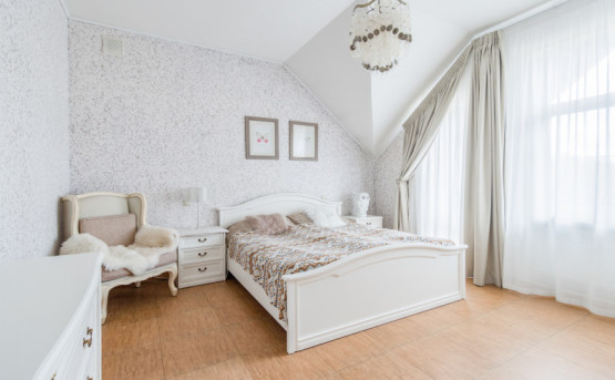 Коттедж в поселке камерного типа - 525м2