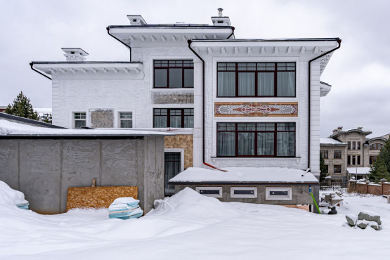 Дом для большой семьи в посёлке «Азарово» - 1300м2